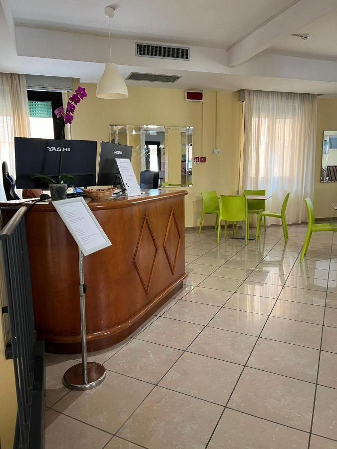Gabbiano Sul Mare Nuova Gestione 3*